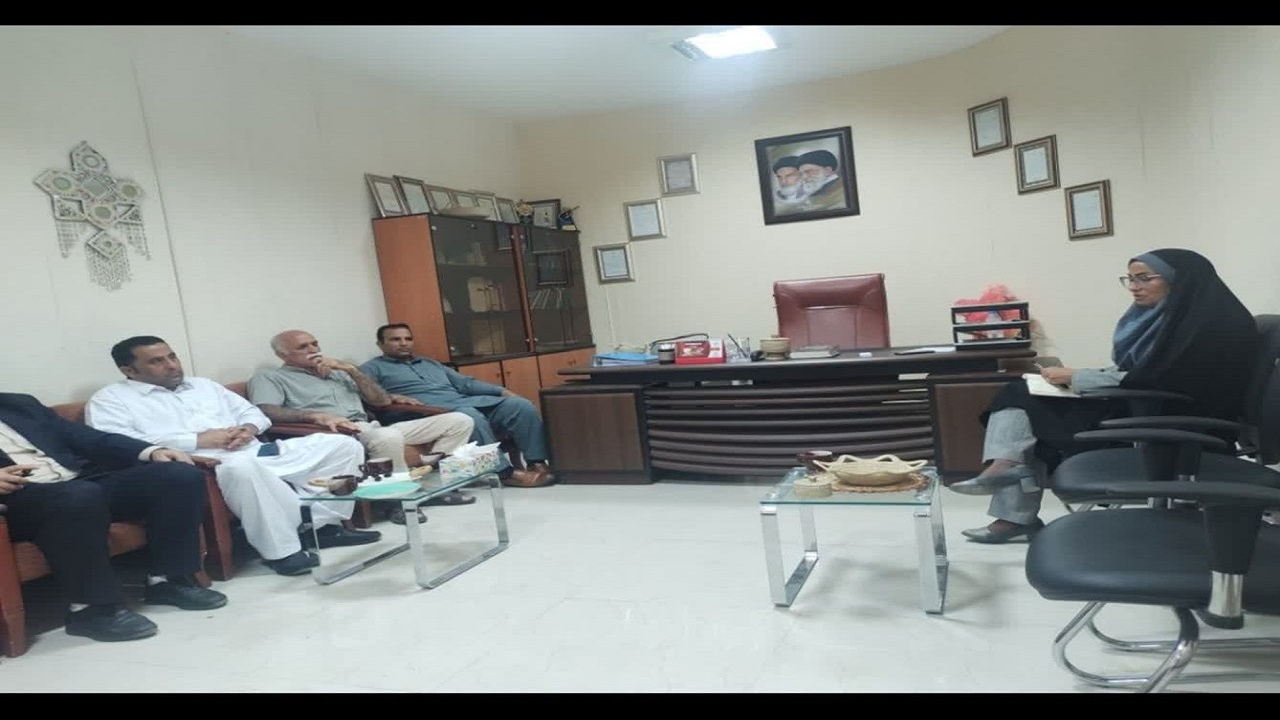 مراکز اقامتی و پذیرایی نسبت به اخذ مجوز و تمدید پروانه اقدام کنند