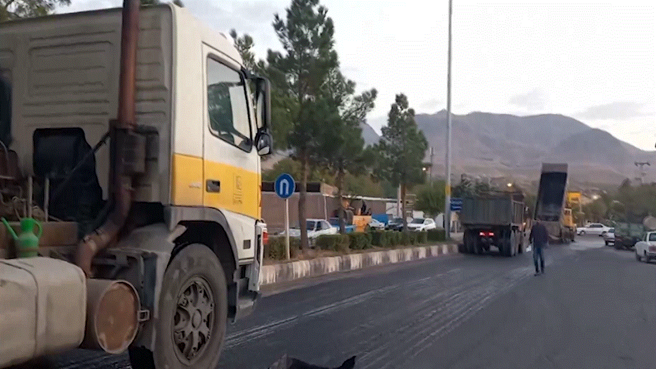 آغاز آسفالت ریزی بلوار ولایت آذرشهر