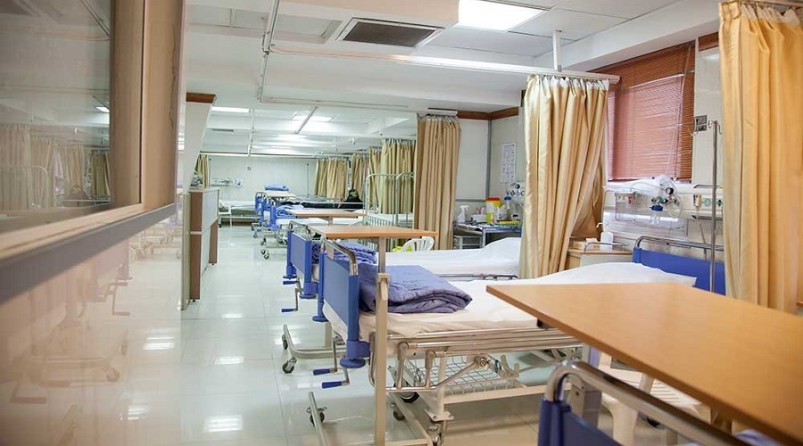 خرید و نصب تجهیزات بخش‌های بیمارستان خوسف/ خط انتقال آب اجرایی شد