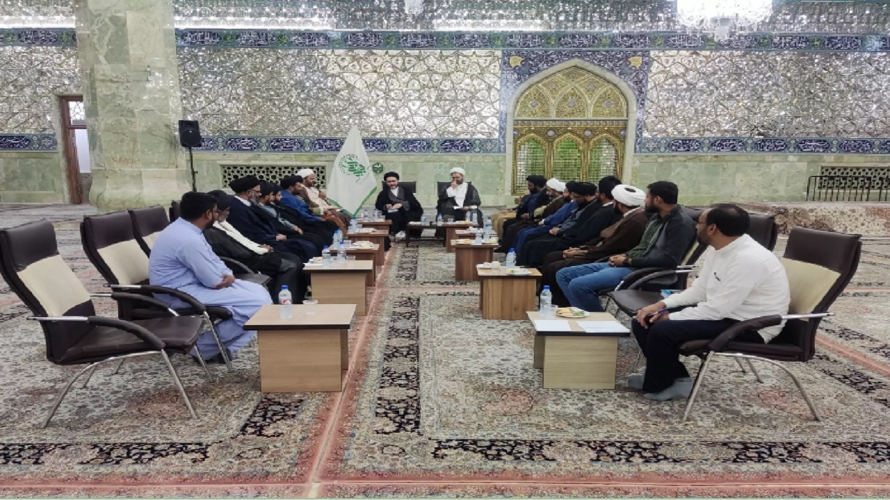 نخستین نشست مشترک روحانیون هند و پاکستان در قم برگزار شد