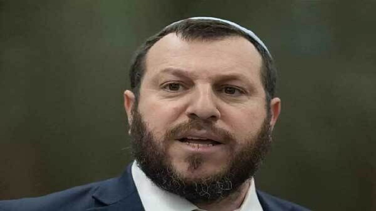 وزیر صهیونیست: هر کسی پرچم فلسطین در دست داشته باشد، نباید زنده بماند