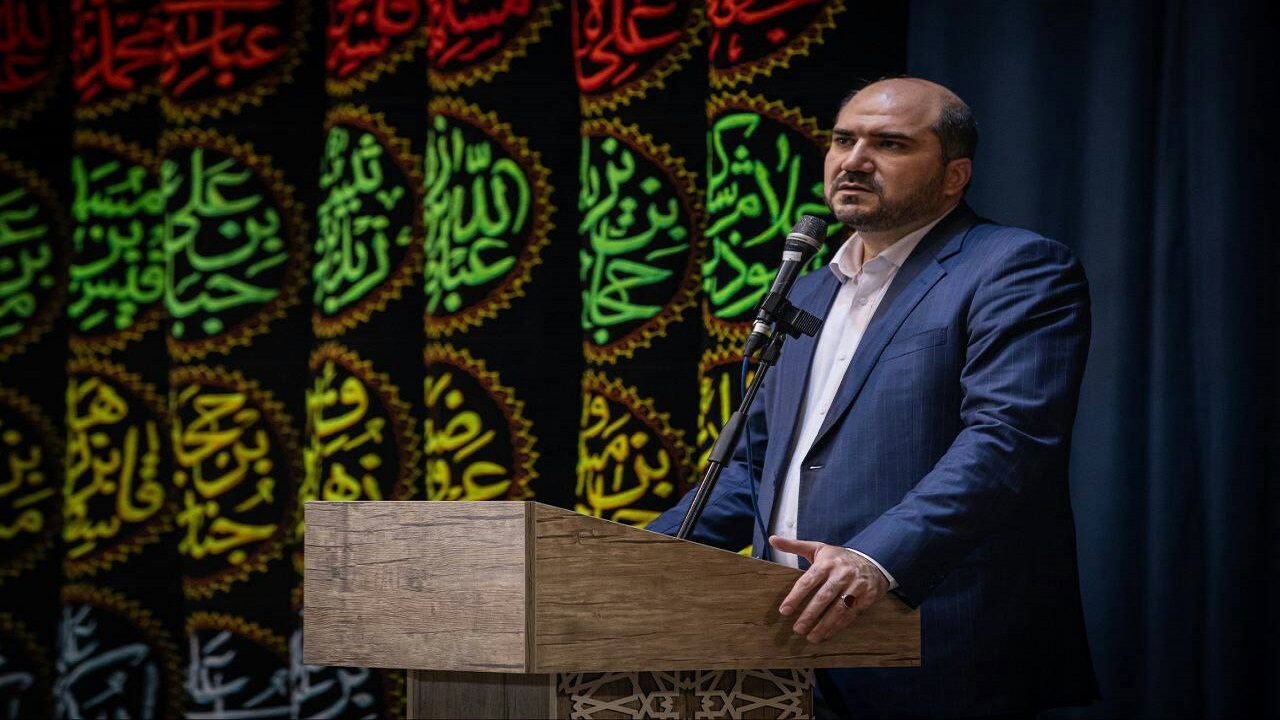 مشکلات کشور در دولت حمل نمی‌شود بلکه حل می‌شود