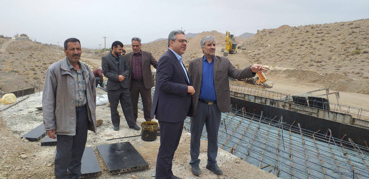بازدید فرماندار کوهبنان از آسفالت مسیر فیدکوئیه به بیدان