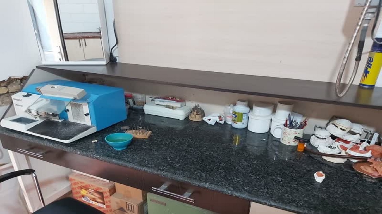 تعطیلی دو مرکز دندانپزشکی غیر مجاز در قم