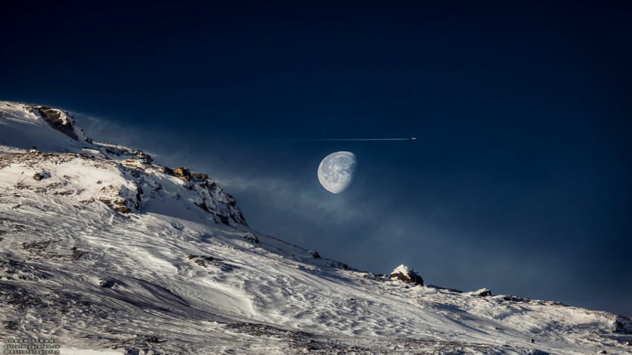 کوژماه بر فراز کوهستان سوئد