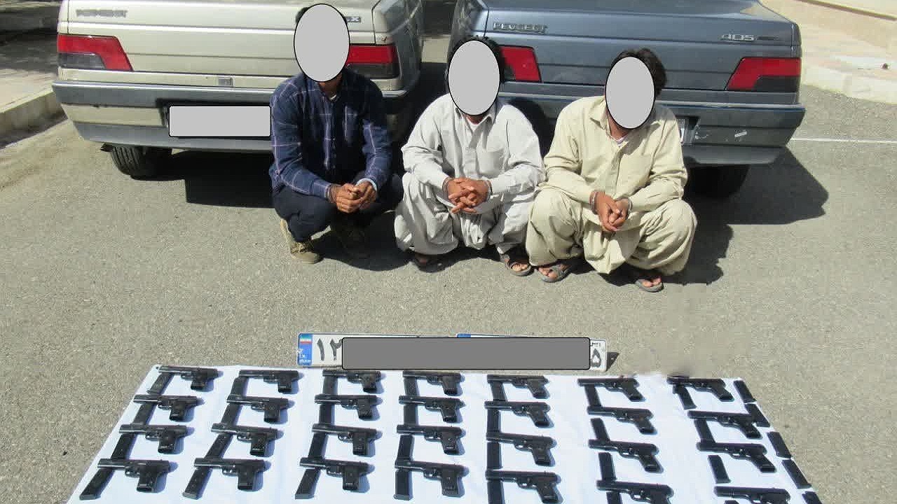 انهدام شبکه فعال قاچاق سلاح و مهمات شرق کشور توسط وزارت اطلاعات