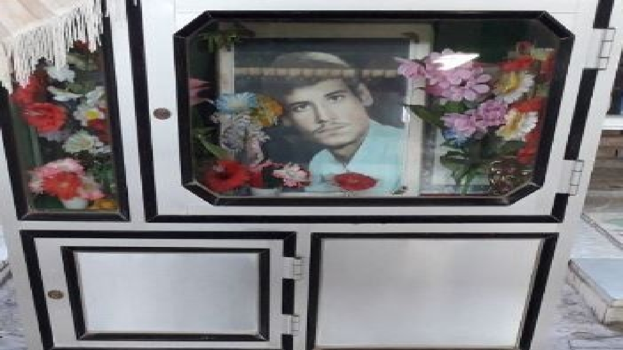 مادر شهید شیر محمدی در دزفول تشییع شد