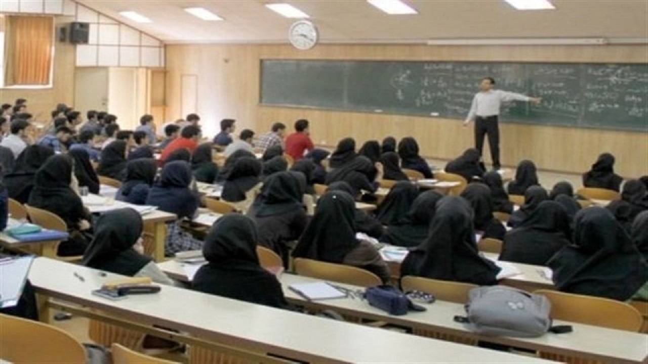 علت تاخیر در برگزاری کلاس های دانشگاه آزاد واحد کرج چه بوده است؟