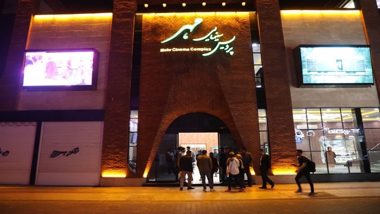 تنها یک بیستم از ظرفیت سینما‌های آذربایجان‌غربی فعال است