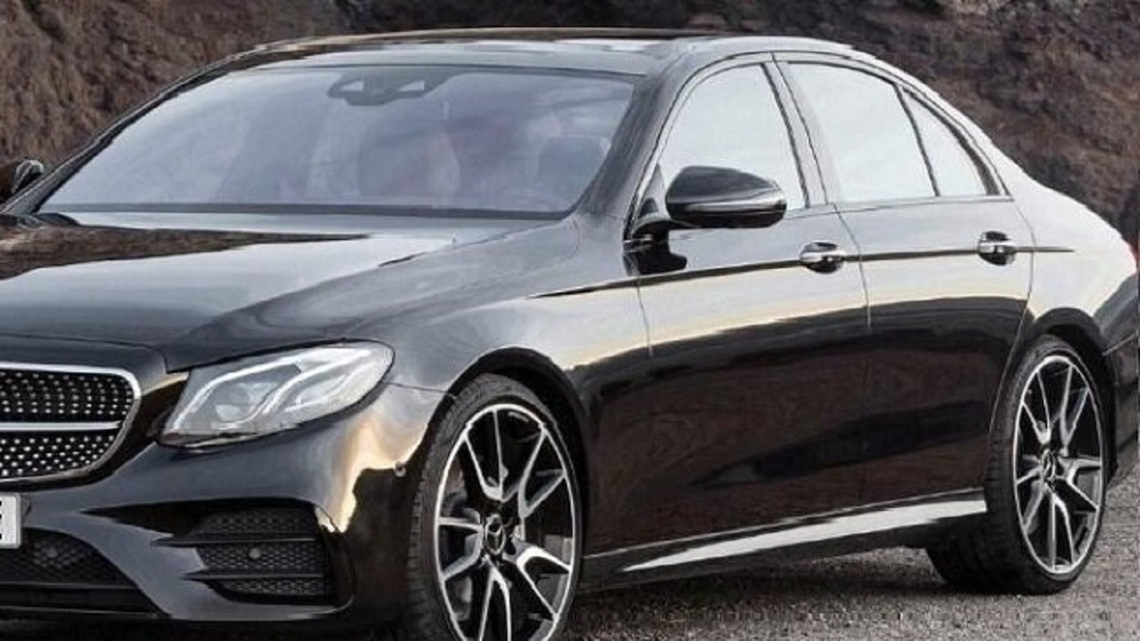 کشف بنز S500 قاچاق در پارکینگ یک برج در تهران