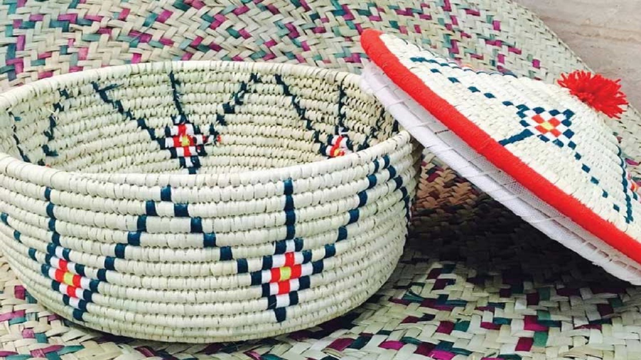 برگزاری دوره آموزشی حصیربافی در کانون اصلاح و تربیت ساری