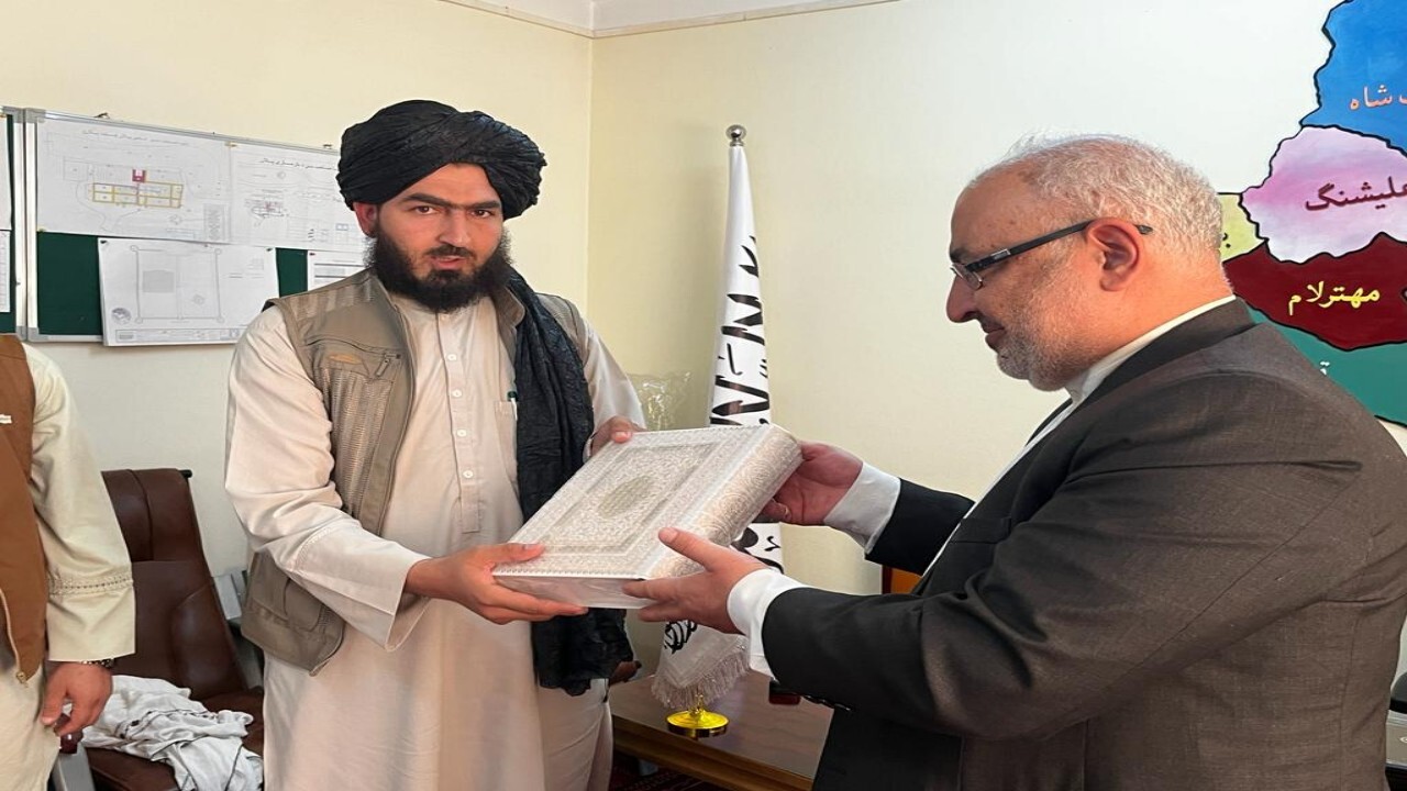 همکاری ایران در تجهیز کتابخانه عامه ولایت  لغمان