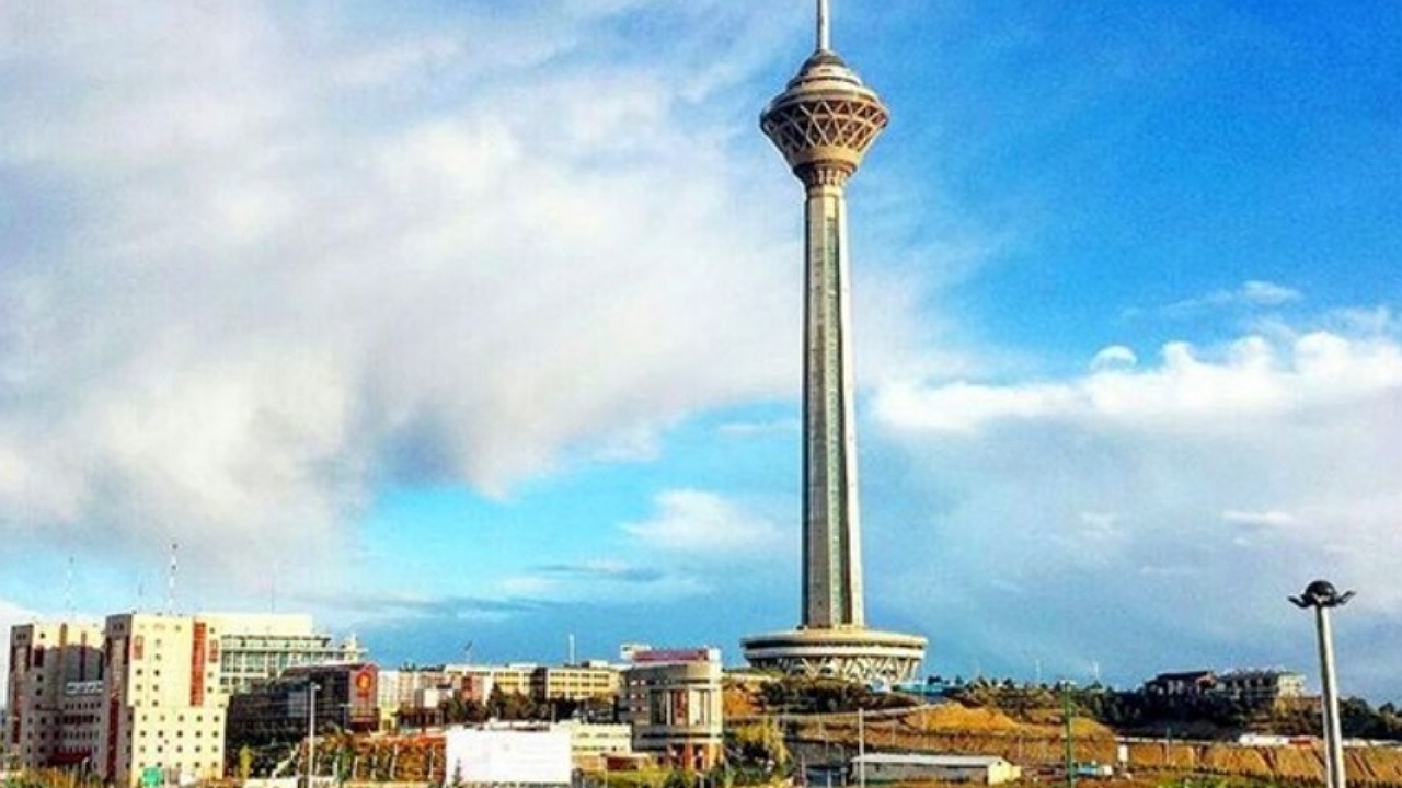 بازدید رایگان پرستاران از برج میلاد