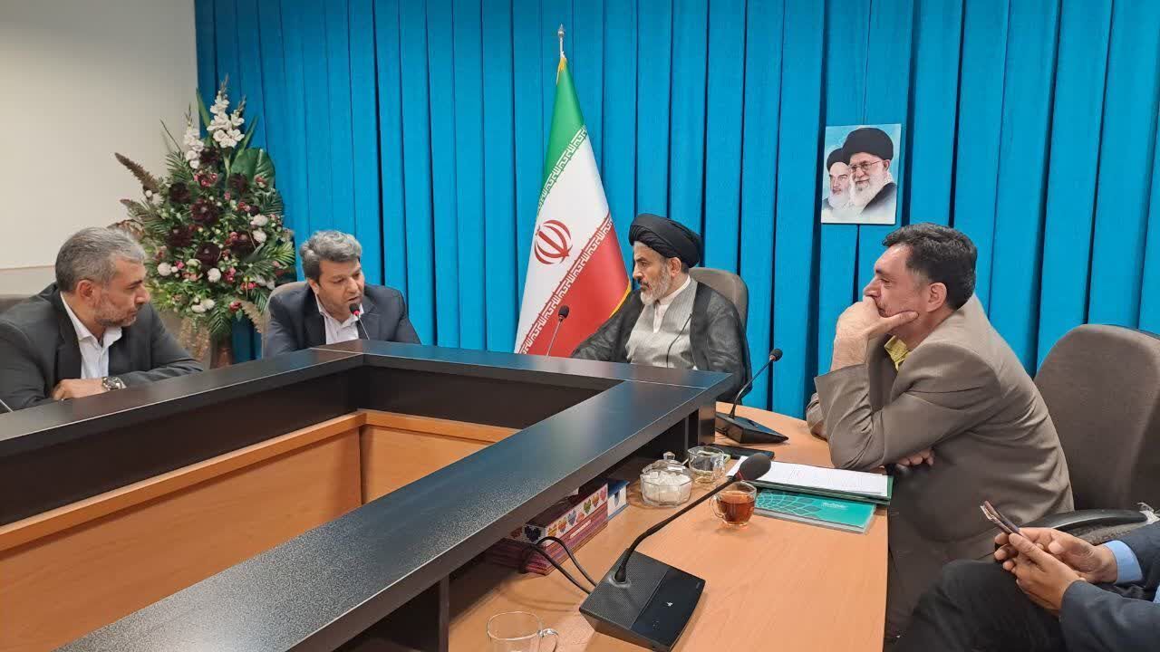 جایگاه سینما در اعتلای جامعه و انتقال مفاهیم دینی ویژه است