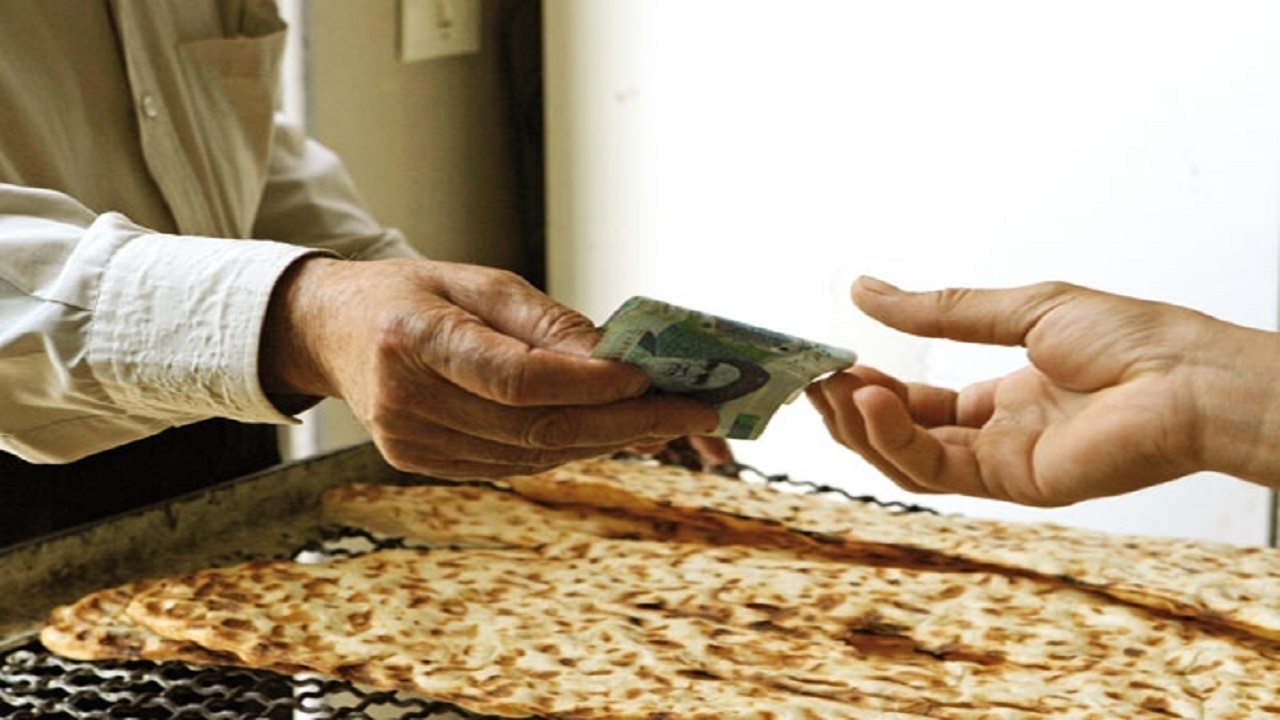 هیچ افزایش قیمتی در آرد و نان دولتی نخواهیم داشت