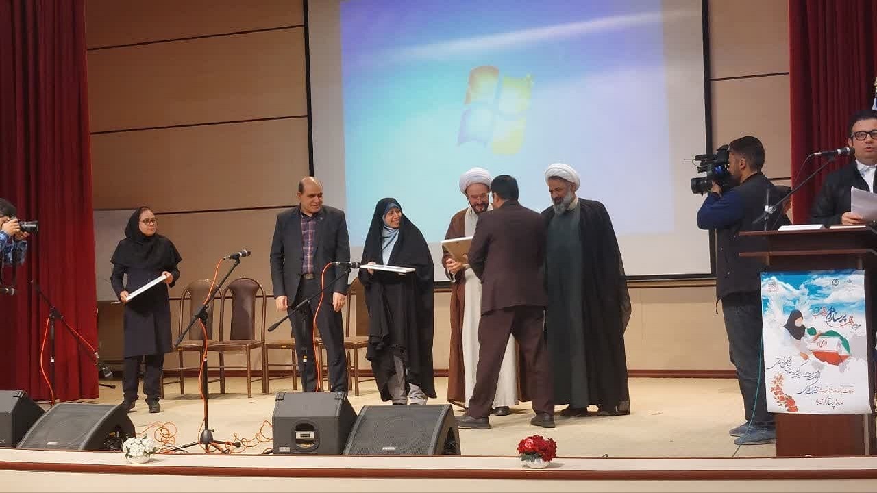 تجلیل از پرستاران نمونه استان قزوین 