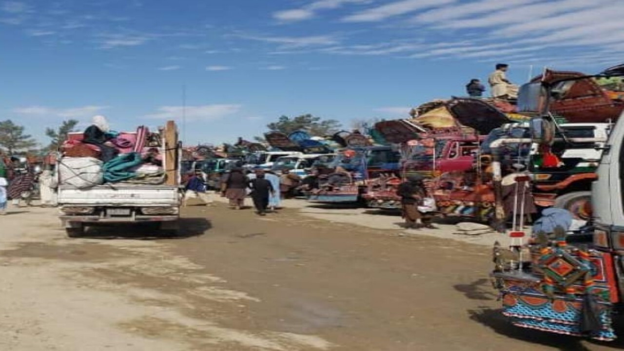بازگشت بیش از ۷۳ هزار مهاجر افغانستانی از پاکستان