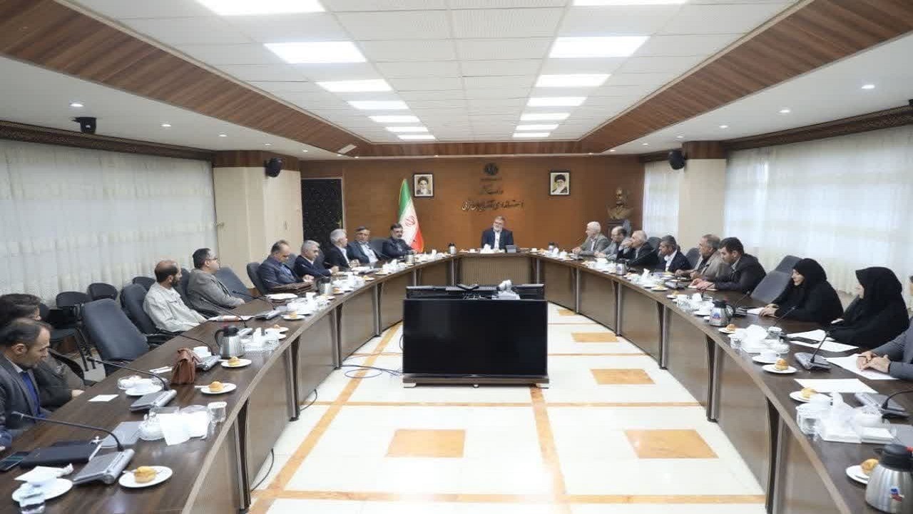 با احزاب، می توان روند توسعه را تسهیل کرد
