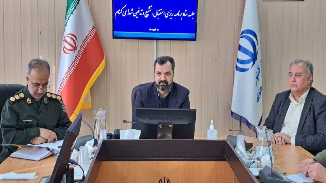 عبور از بحران ها، نتیجه جانفشانی شهدا است