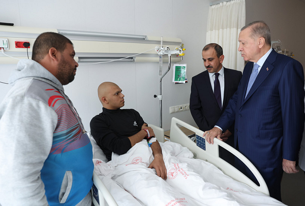 رجب طیب اردوغان در بیمارستانی در آنکارا