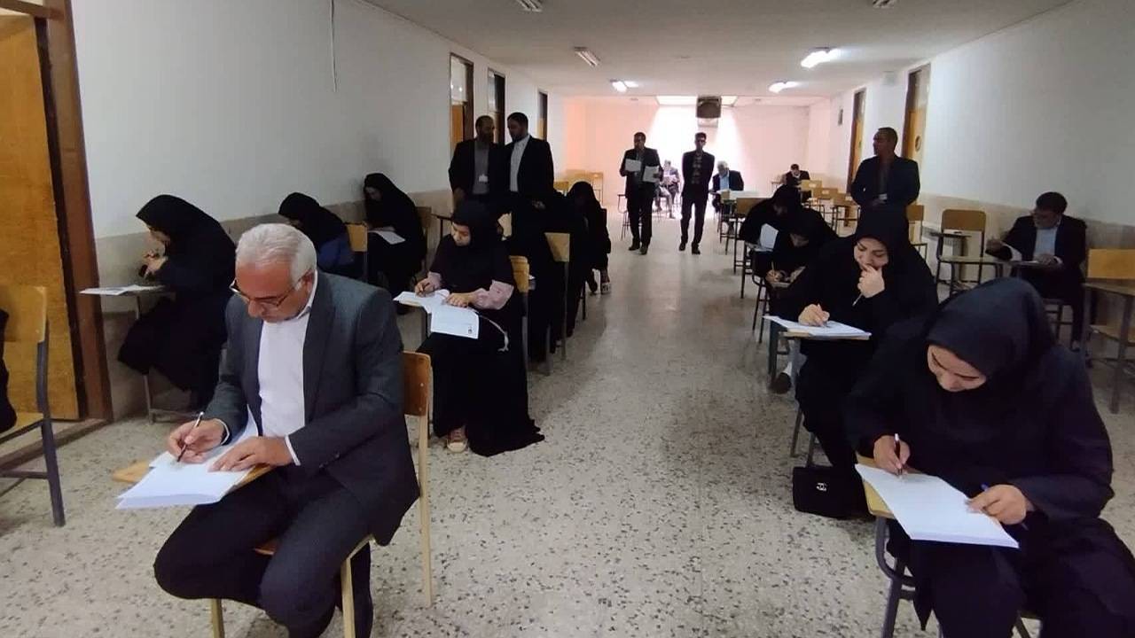 برگزاری آزمون جامع آموزشی کارکنان شورا‌های حل اختلاف شهری در زرند