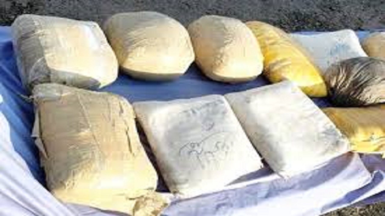 دستگیری یک قاچاقچی و کشف مواد مخدر در سیستان