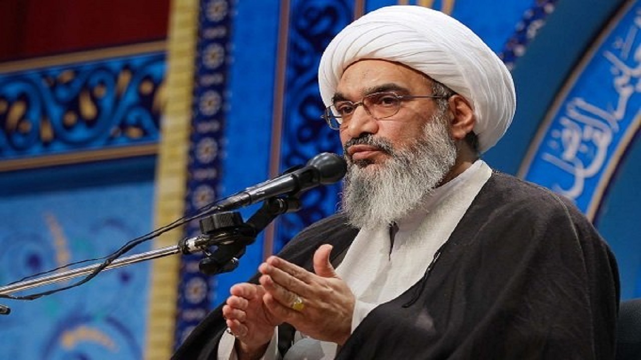ستاد اجرایی فرمان حضرت امام (ره) در بوشهر شهرک خرمایی می‌سازد