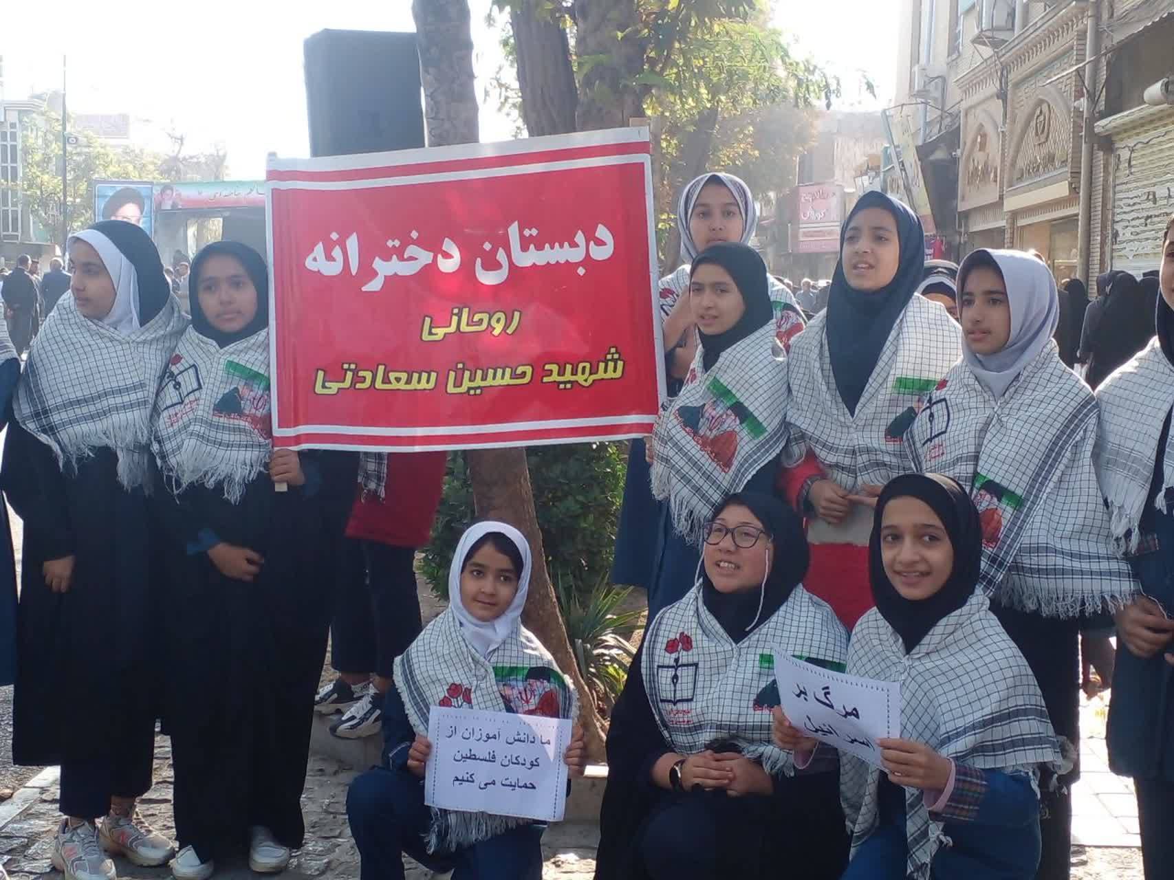 خضور دانش آموزان در نیشابور