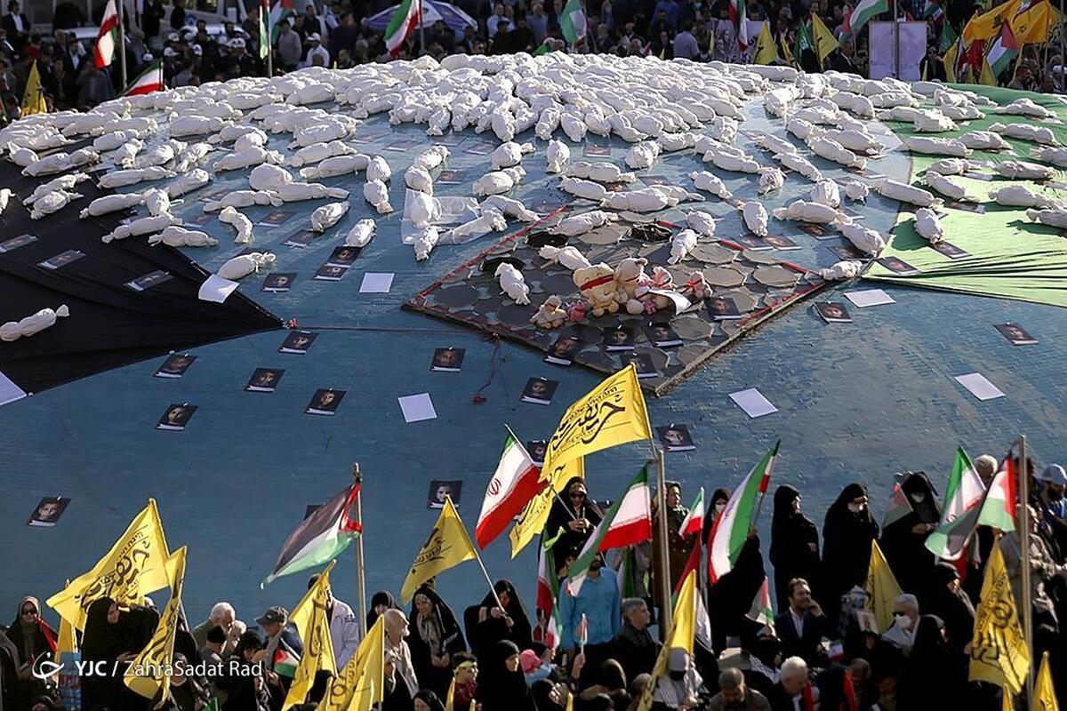 تجمع حمایت از کودکان غزه مقابل دفتر حافظ منافع مصر در تهران
