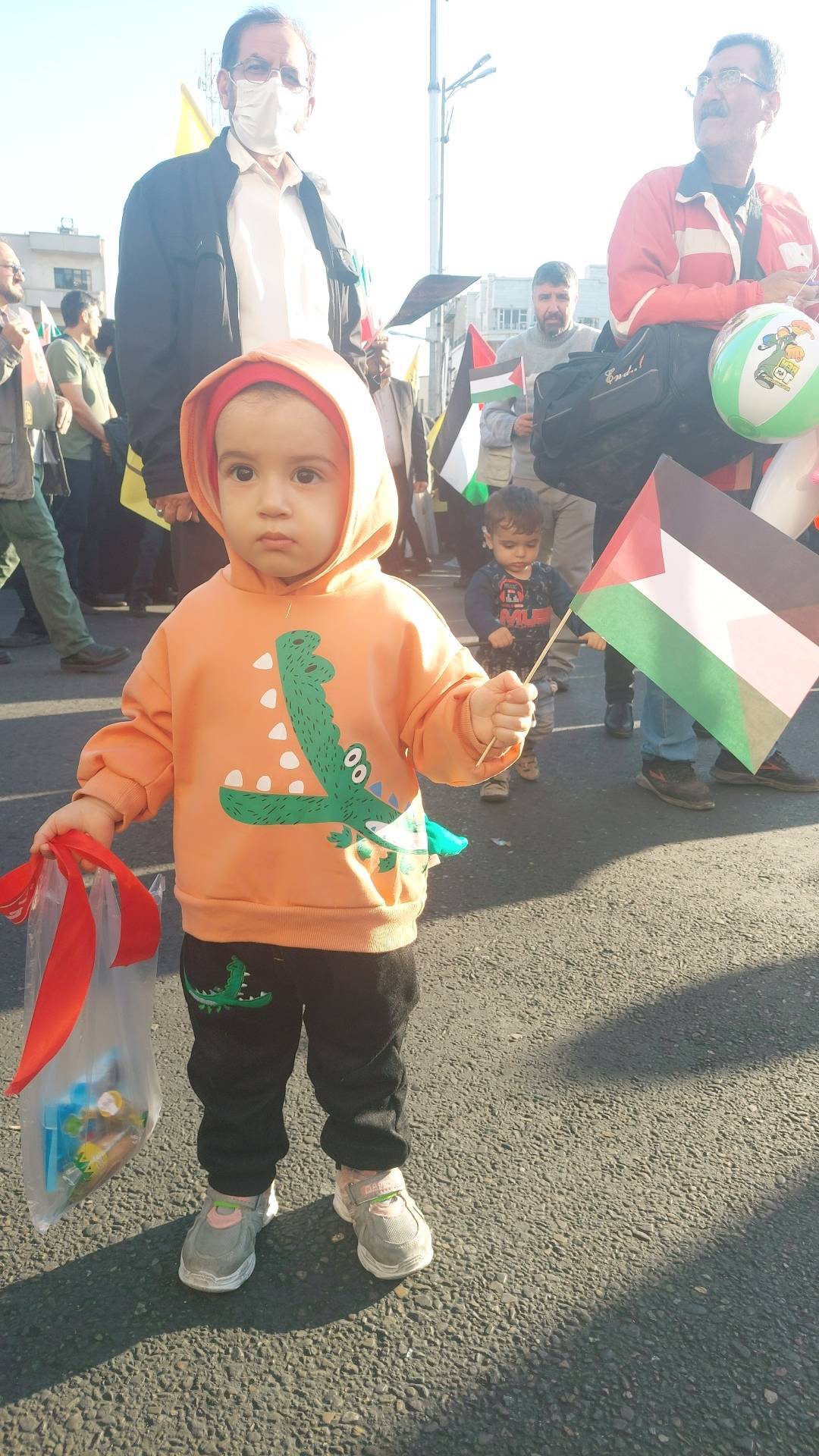 كودكان در راهپيمايي حمايت از غزه