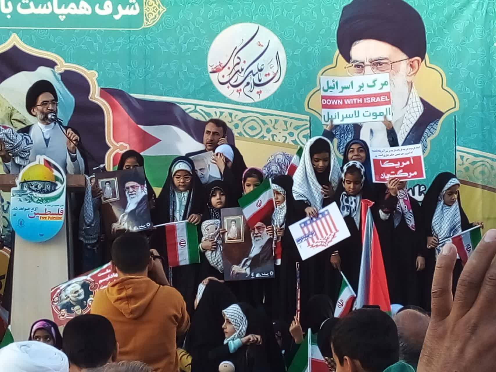 کاشانی ها در مراسم راهپیمایی
