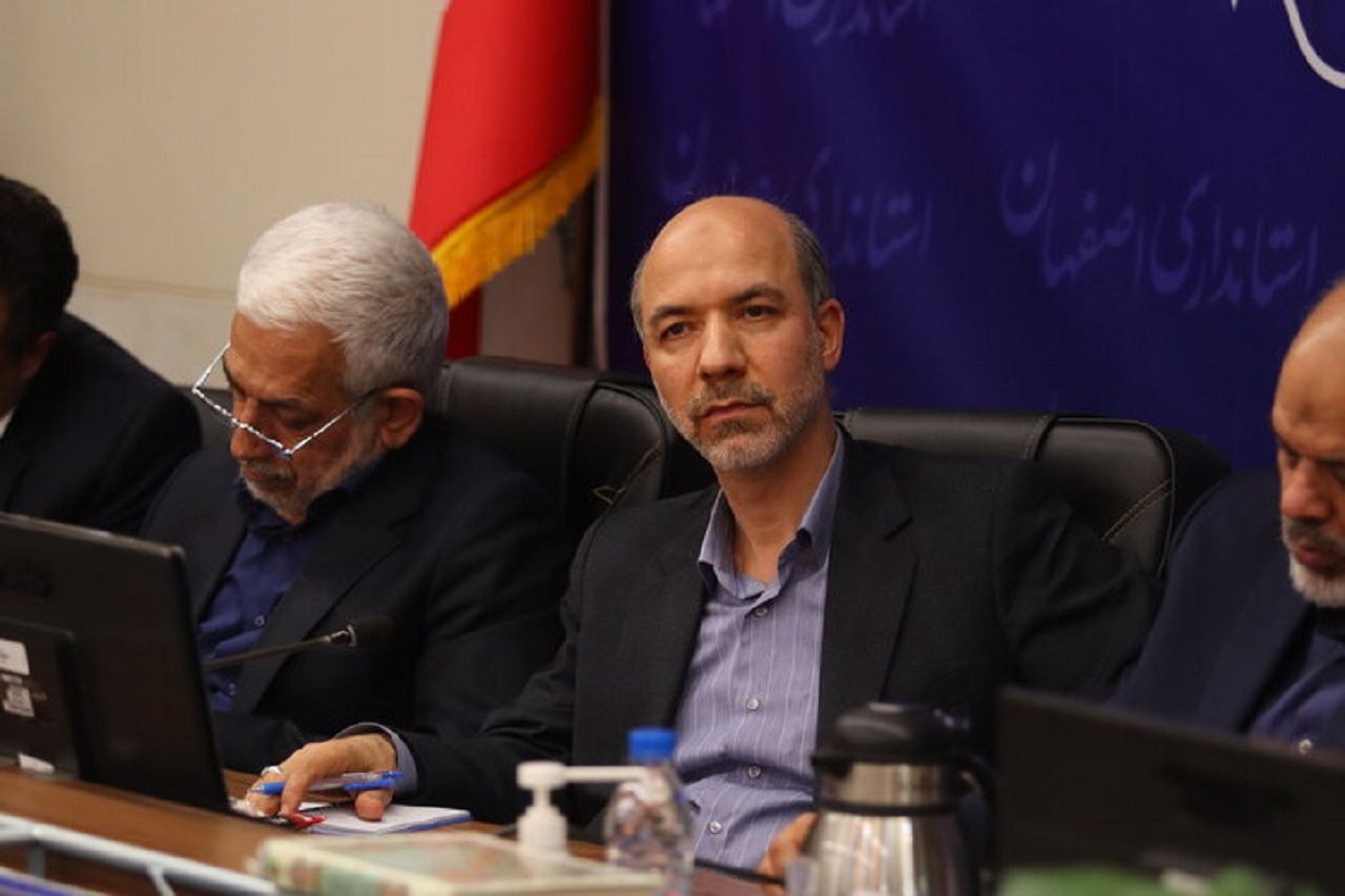 سهم هر ایرانی از آب تجدید پذیر ۱۲۰۰ متر مکعب است