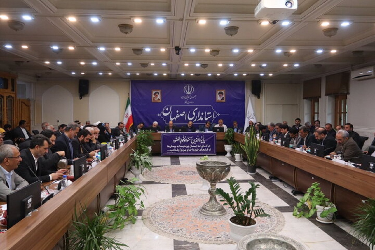 سخنان نمایندگان اصفهان در مجلس شورای اسلامی در دیدار با وزرای کشور و نیرو