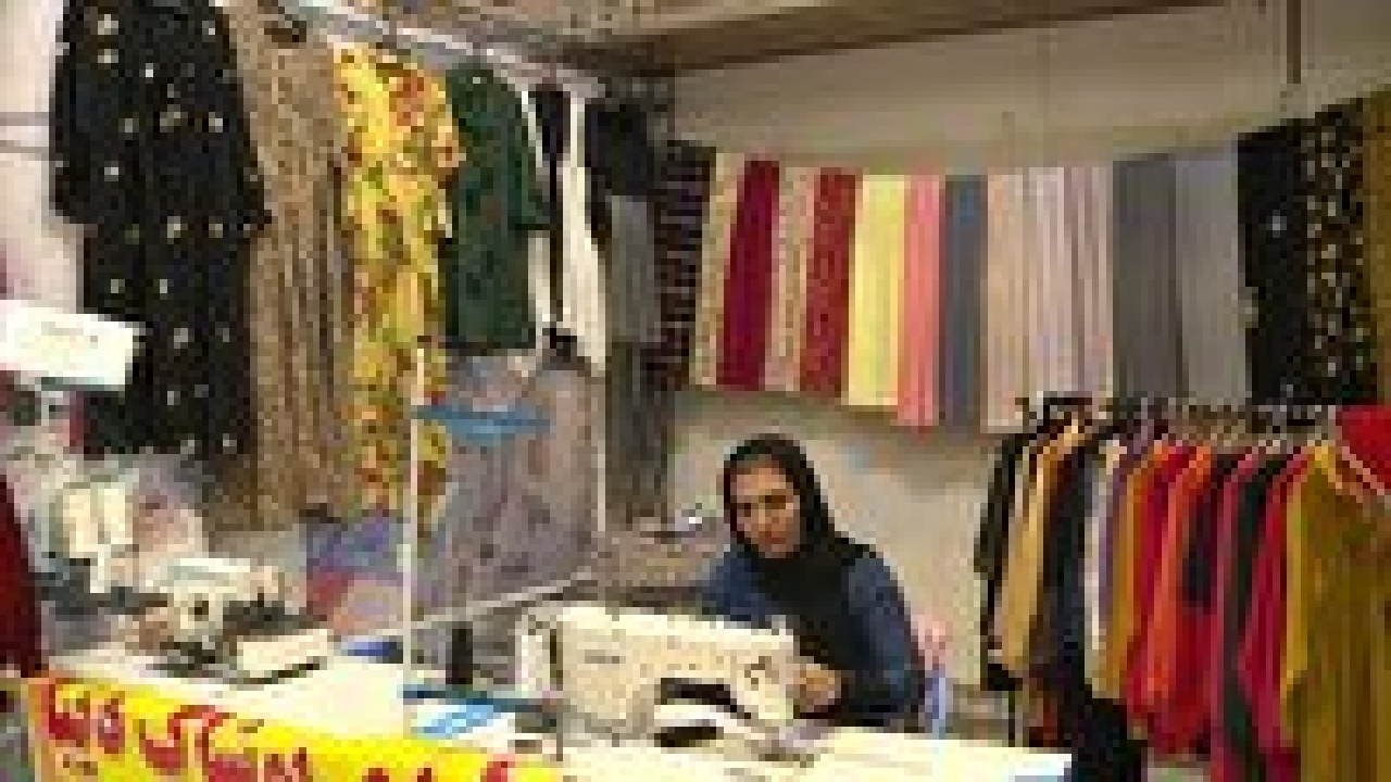 افتتاح نمایشگاه بلندای همت در شهرکرد