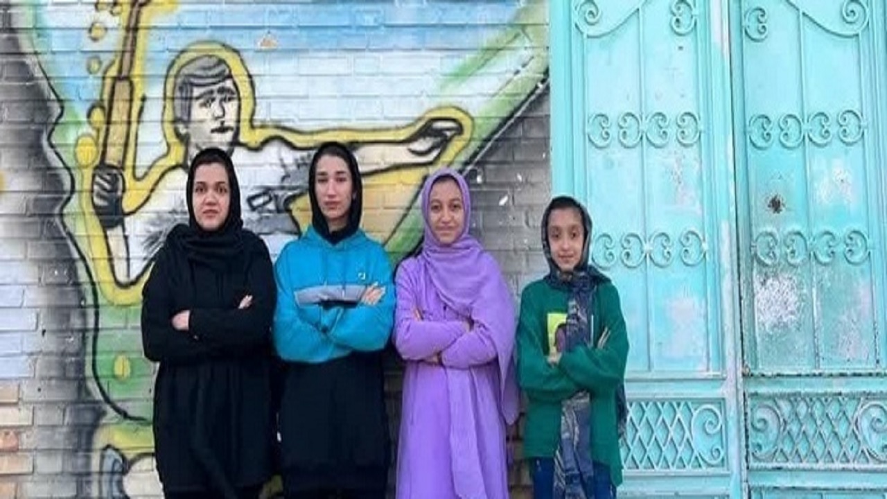 درخشش کشوری دختران بدمینتون قم