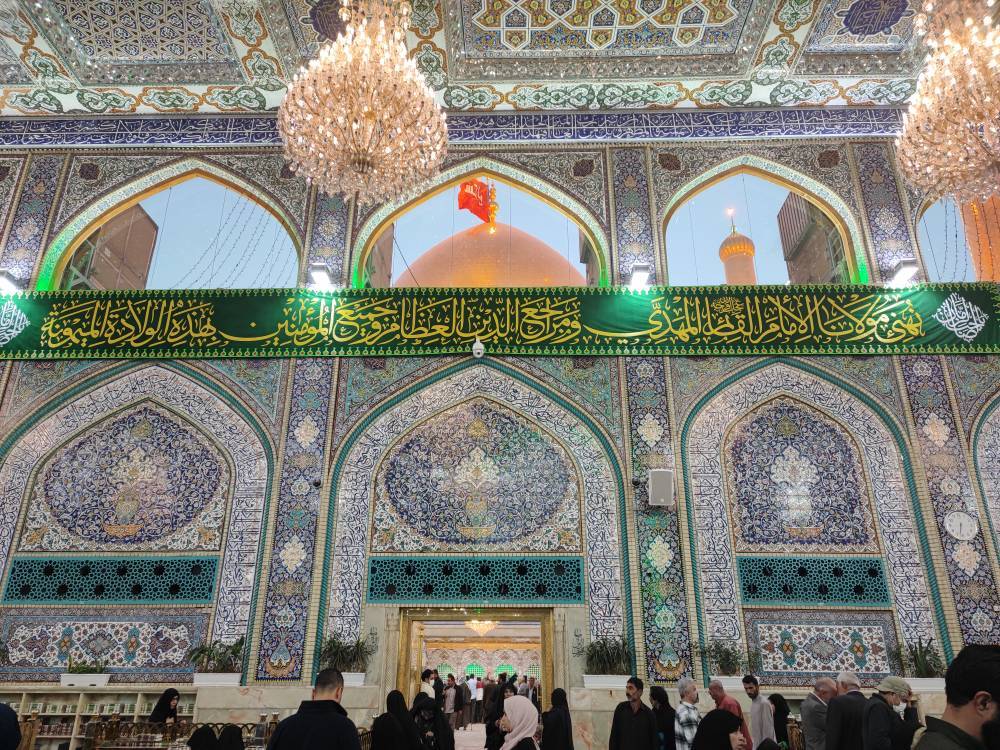 حال و هوای حرم امام حسین در روز میلاد حضرت زینب
