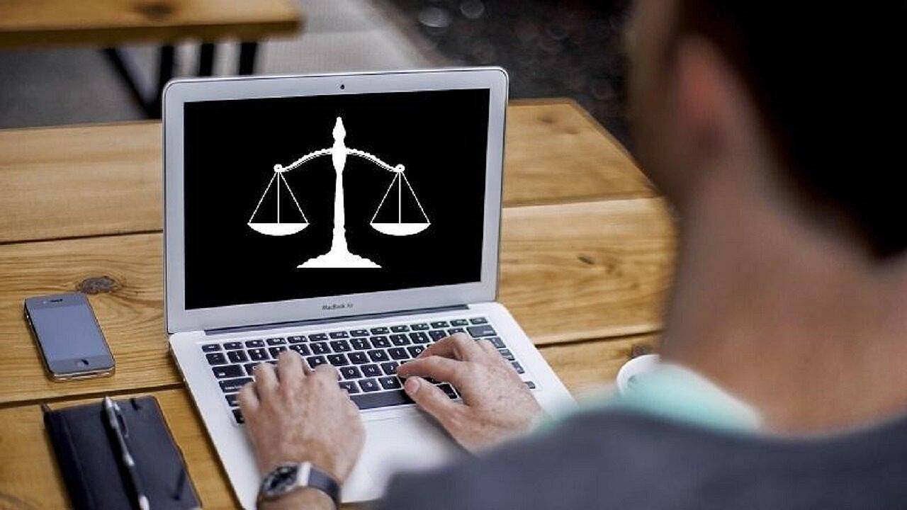 عزم جزم کرمان برای برگزاری دادگاه‌های آنلاین