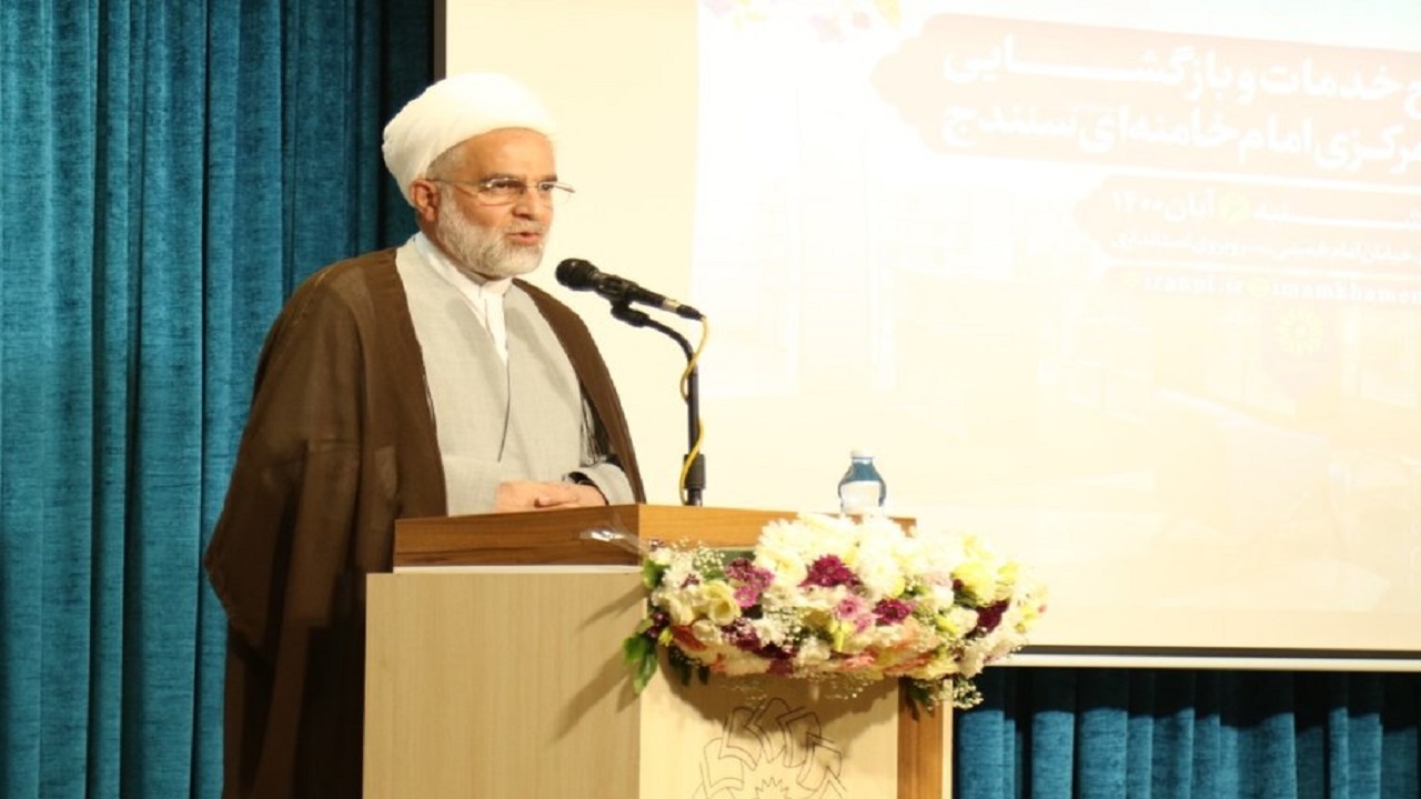 ترویج فرهنگ کتابخوانی به شکل خانوادگی یک نیاز ضروری است