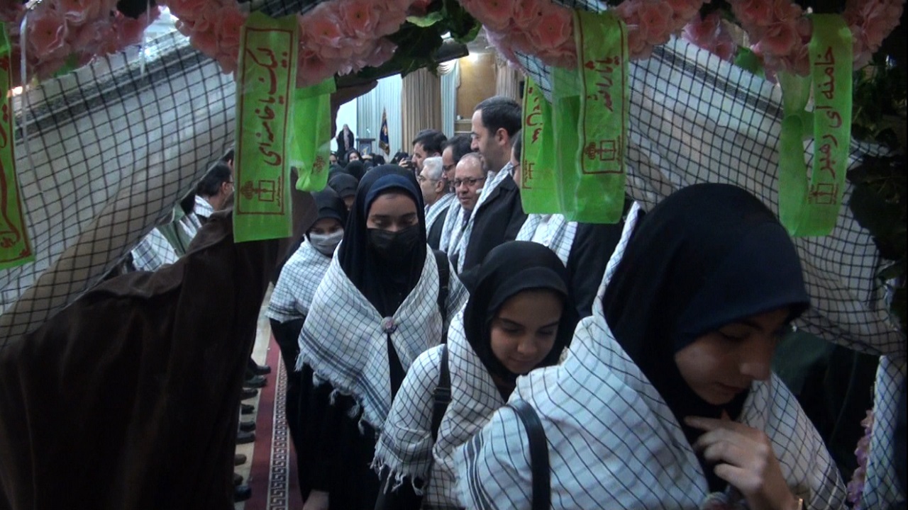 ۲۰۰ دانش آموز  دختر همدانی به سفر راهیان نور اعزام شدند