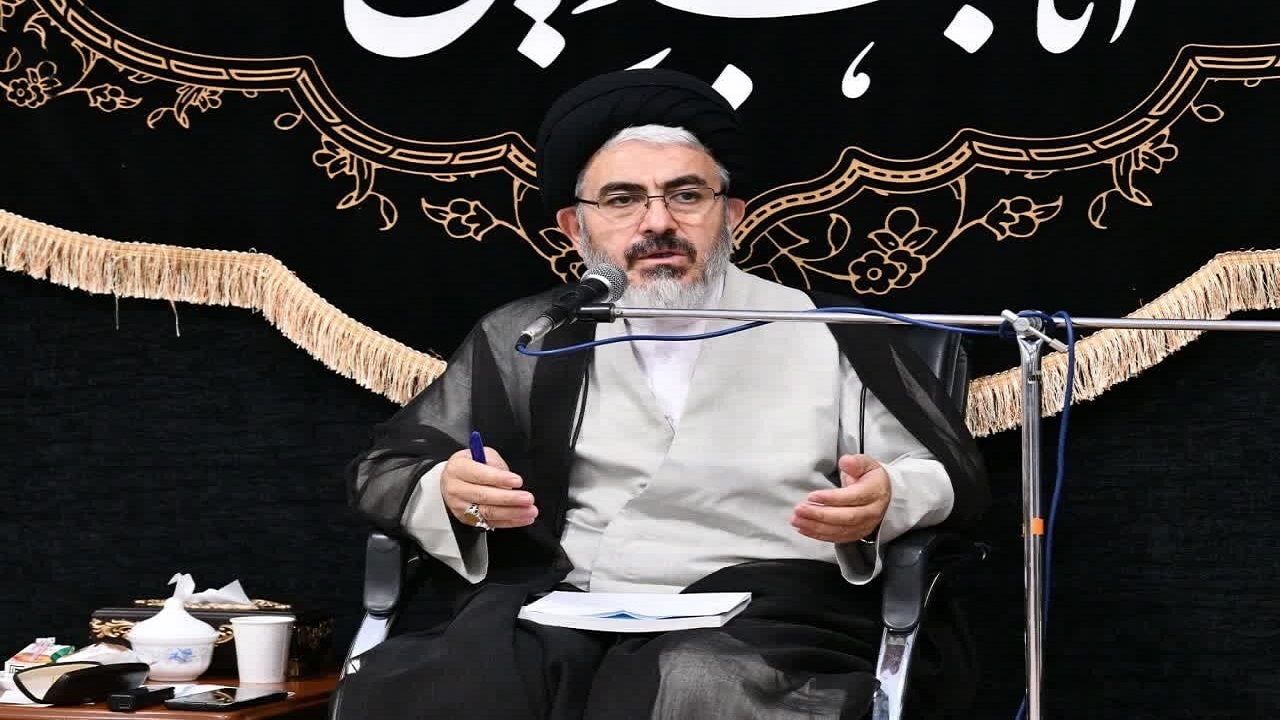 وحدت و همبستگی شهیدان مهمترین پیام شهیدان است
