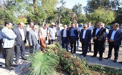 تصاویری از جشنواره پاییز برگ در باغ محتشم رشت