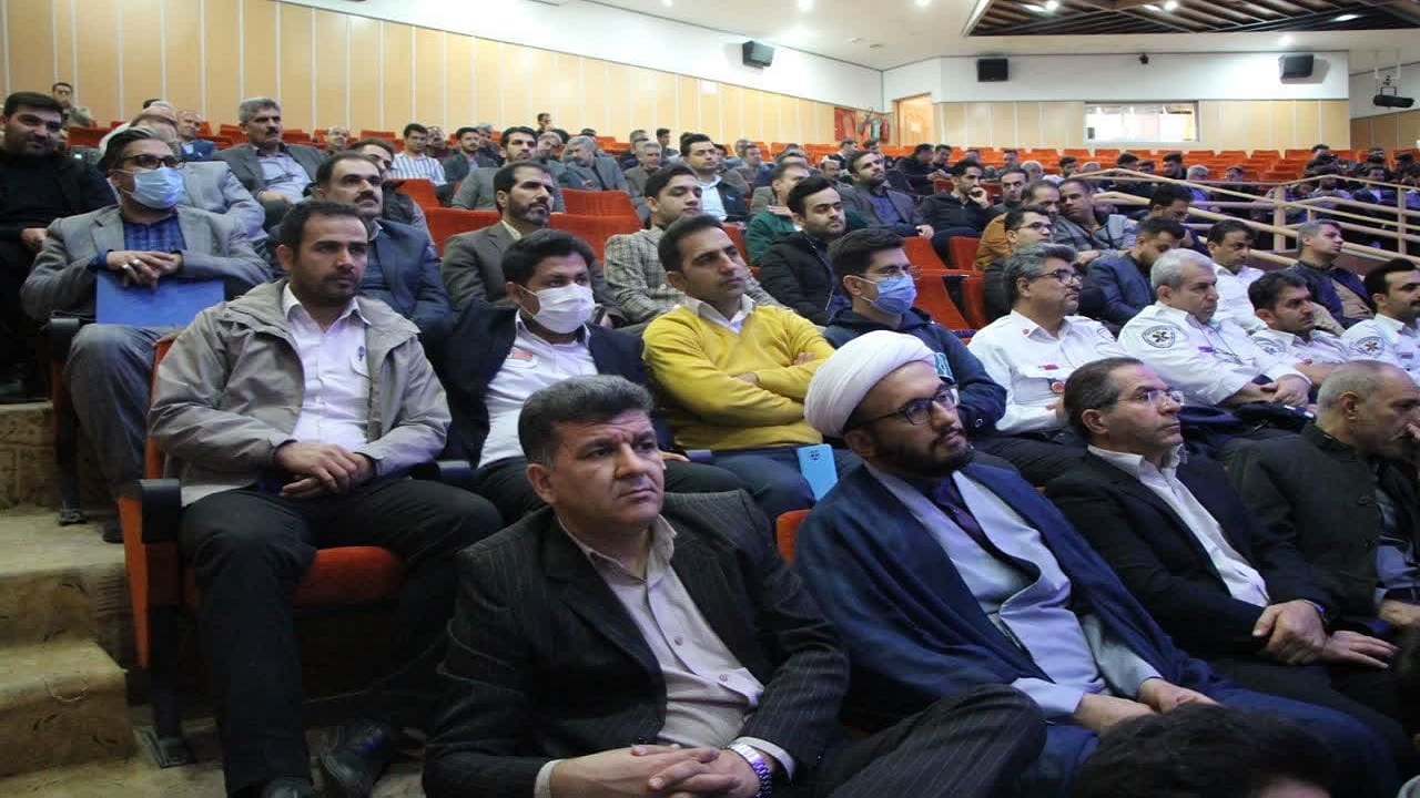 تجلیل از سفید پوشان عرصه سلامت کردستان در روز پرستار