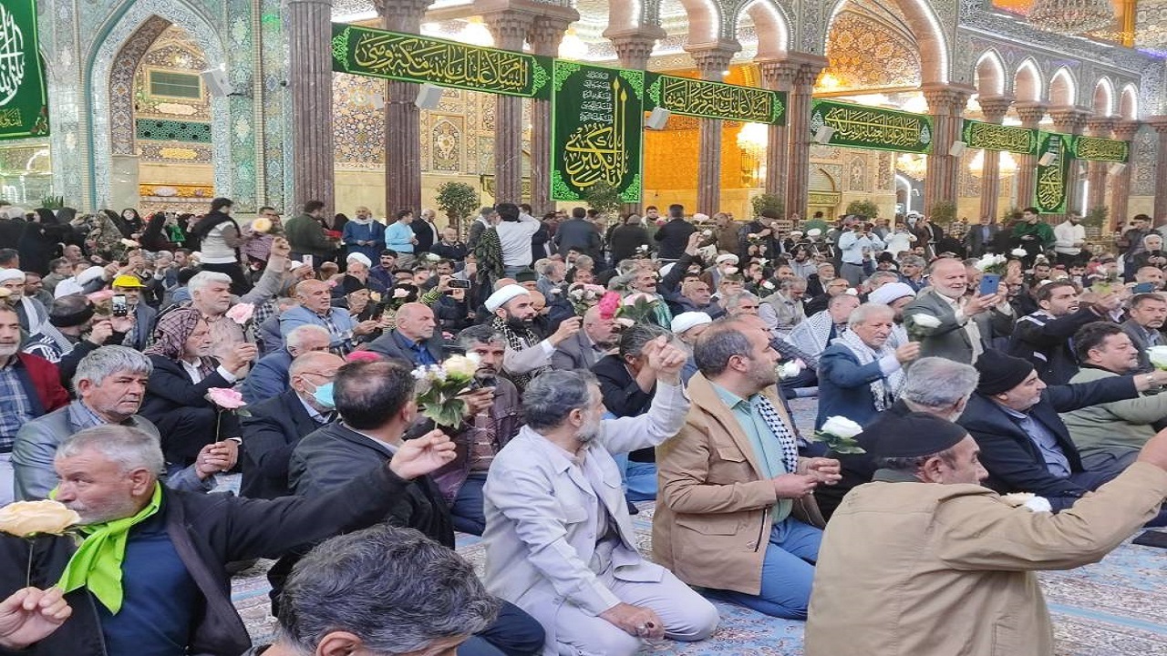 مراسم جشن میلاد حضرت زینب (س) با مداحی مهدی سروری در حرم امام حسین (ع) + فیلم