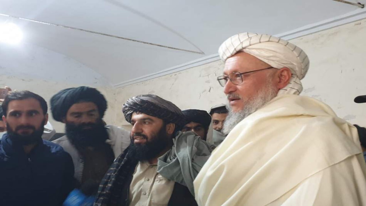 بازدید مسئولان طالبان از مهاجرین بازگشته از پاکستان