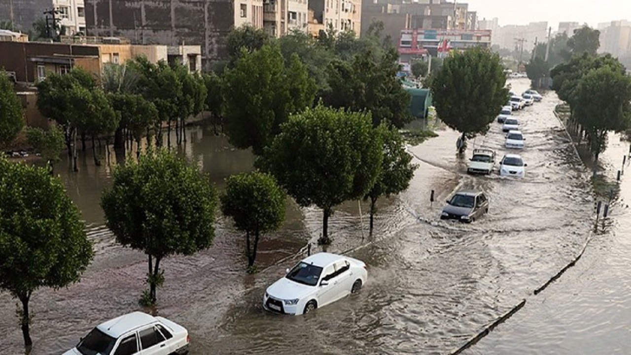 آبگرفتگی برخی از خیابان‌های اهواز تا ظهر امروز فروکش می‌کند