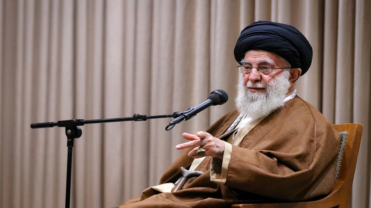 نوشته حکاکی شده روی انگشتر رهبر انقلاب چه بود؟