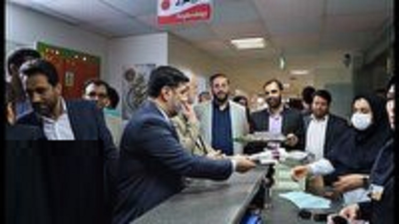 تجلیل استاندار و مدیران استانی از پرستاران