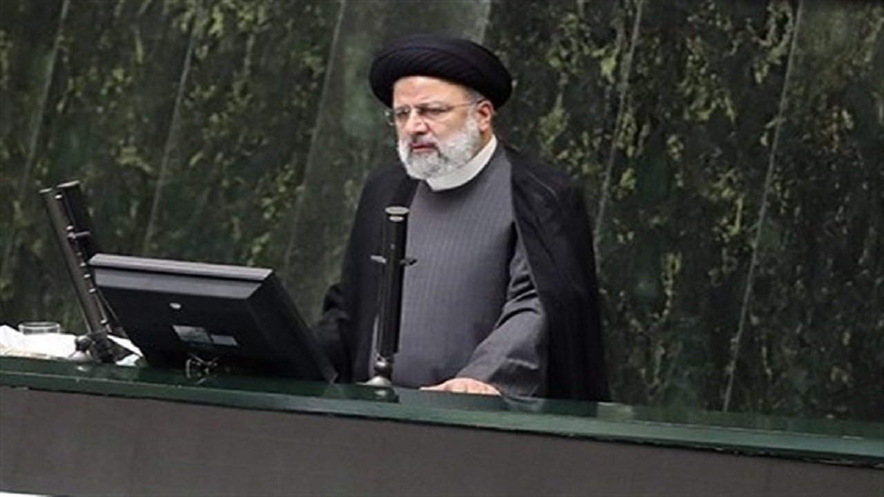 رئیس‌جمهور به مجلس می‌رود