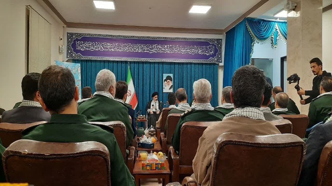 درخت تنومند بسیج روز به روز بارورتر و و میوه آن شیرین‌تر می‌شود