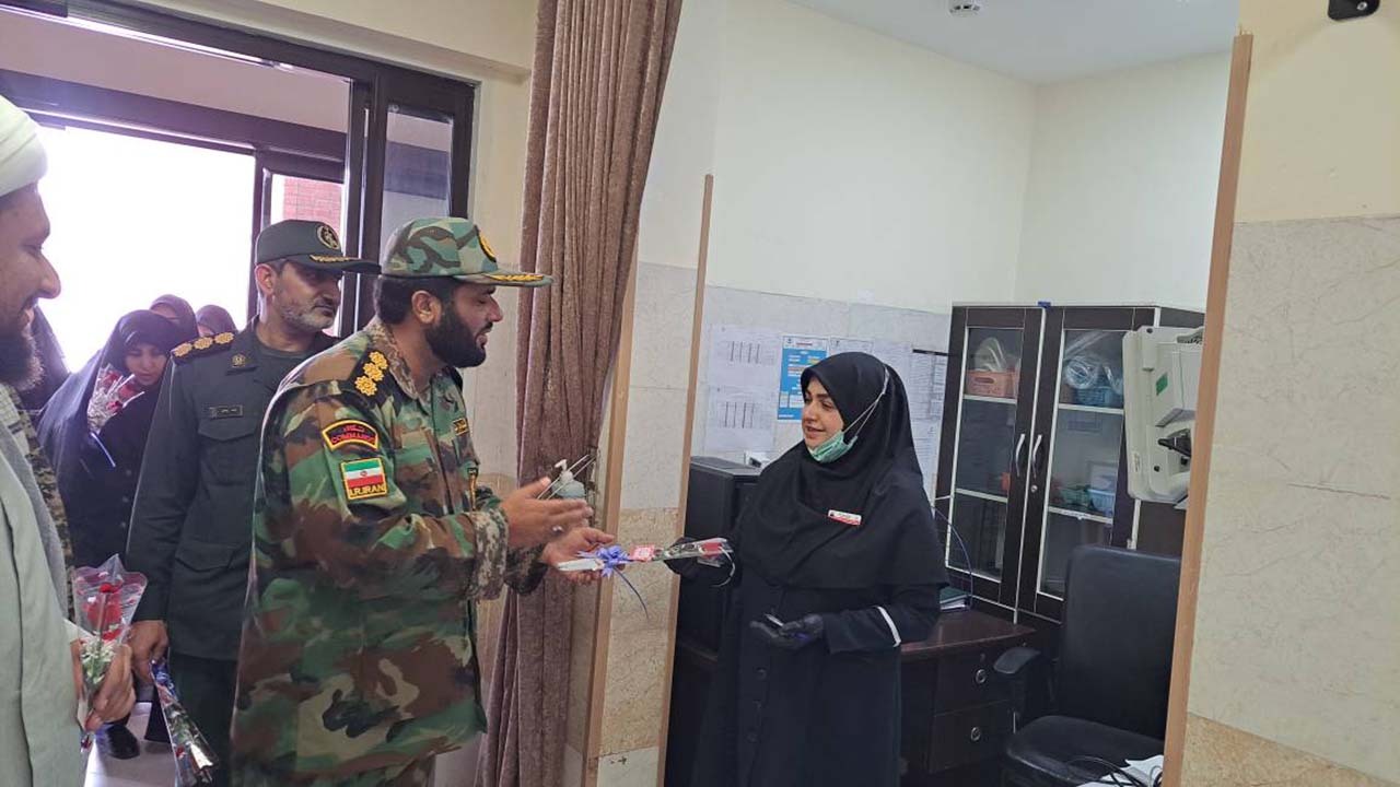 تجلیل سبزپوشان سپاه از سفید پوشان عرصه پرستاری